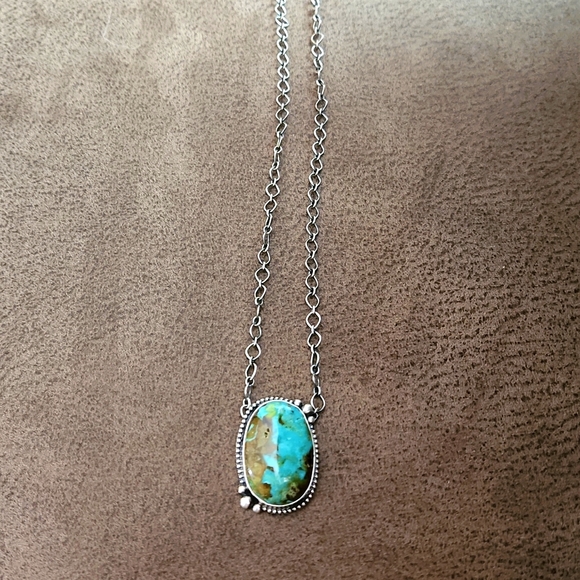 NWOT Native American Navajo Sterling & Turquoise Necklace